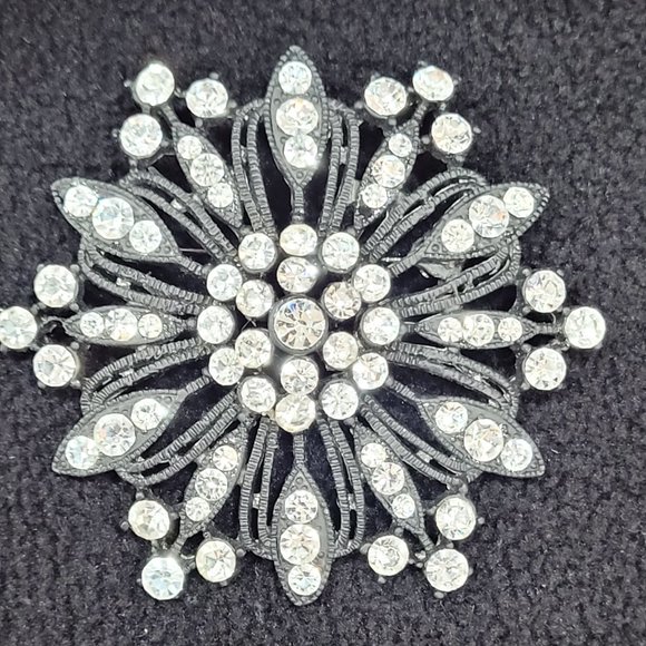 Premier Designs Necklace - Picture 2 of 6